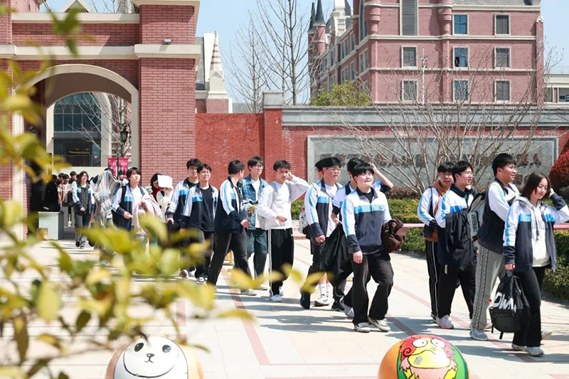 【高二級部】厲兵秣馬迎鏖戰(zhàn)，枕戈待旦再前行——高二學(xué)業(yè)水平合格性考試圓滿結(jié)束