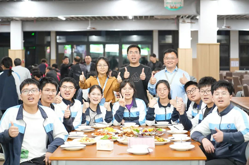 校長陪餐 | 美好“食”光，暢談“味”來